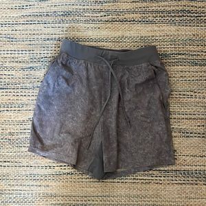 Lululemon, T.H.E shorts, S, 5’’ inseam